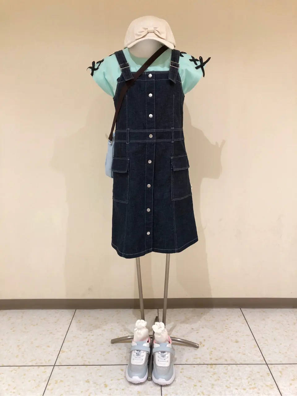  SAKAI コーディネート画像