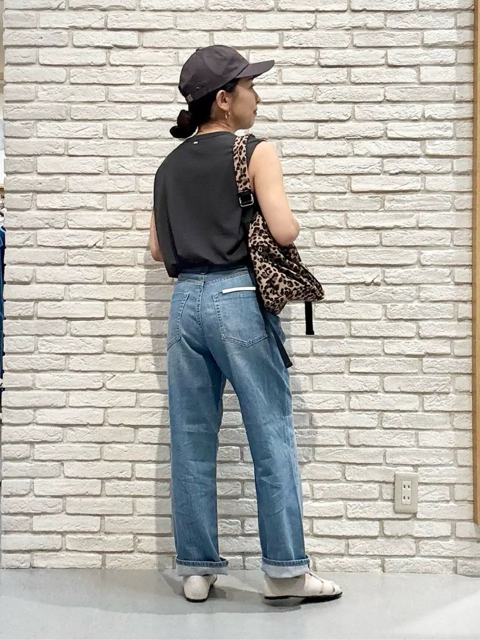 ONWARD CROSSET SELECT 服部 コーディネート画像