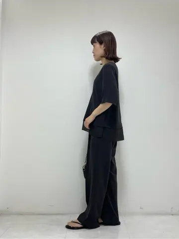 ONWARD CROSSET SELECT 岡田 コーディネート画像