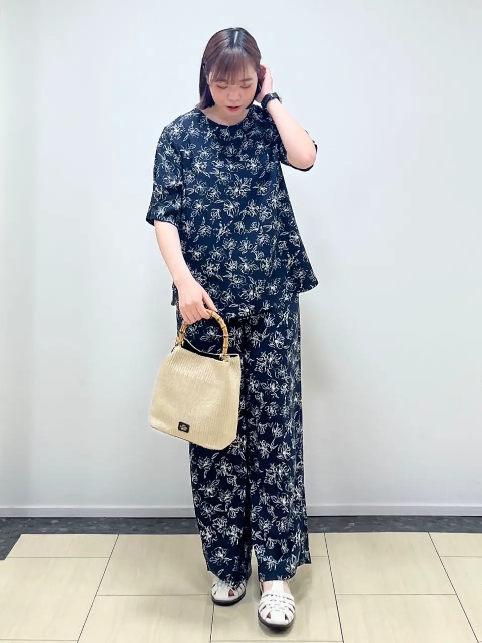 ONWARD CROSSET SELECT スタッフT コーディネート画像