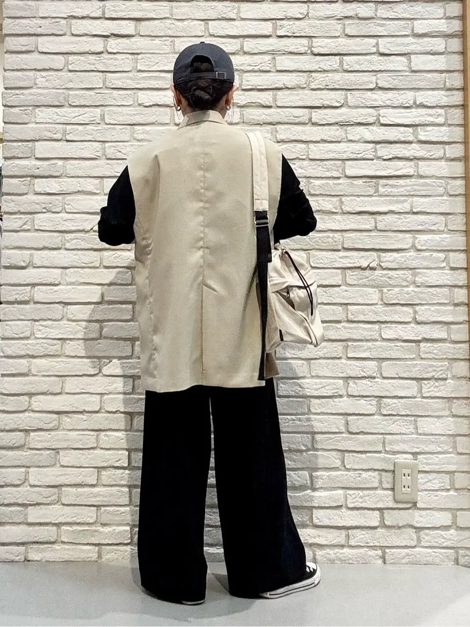 ONWARD CROSSET SELECT 服部 コーディネート画像