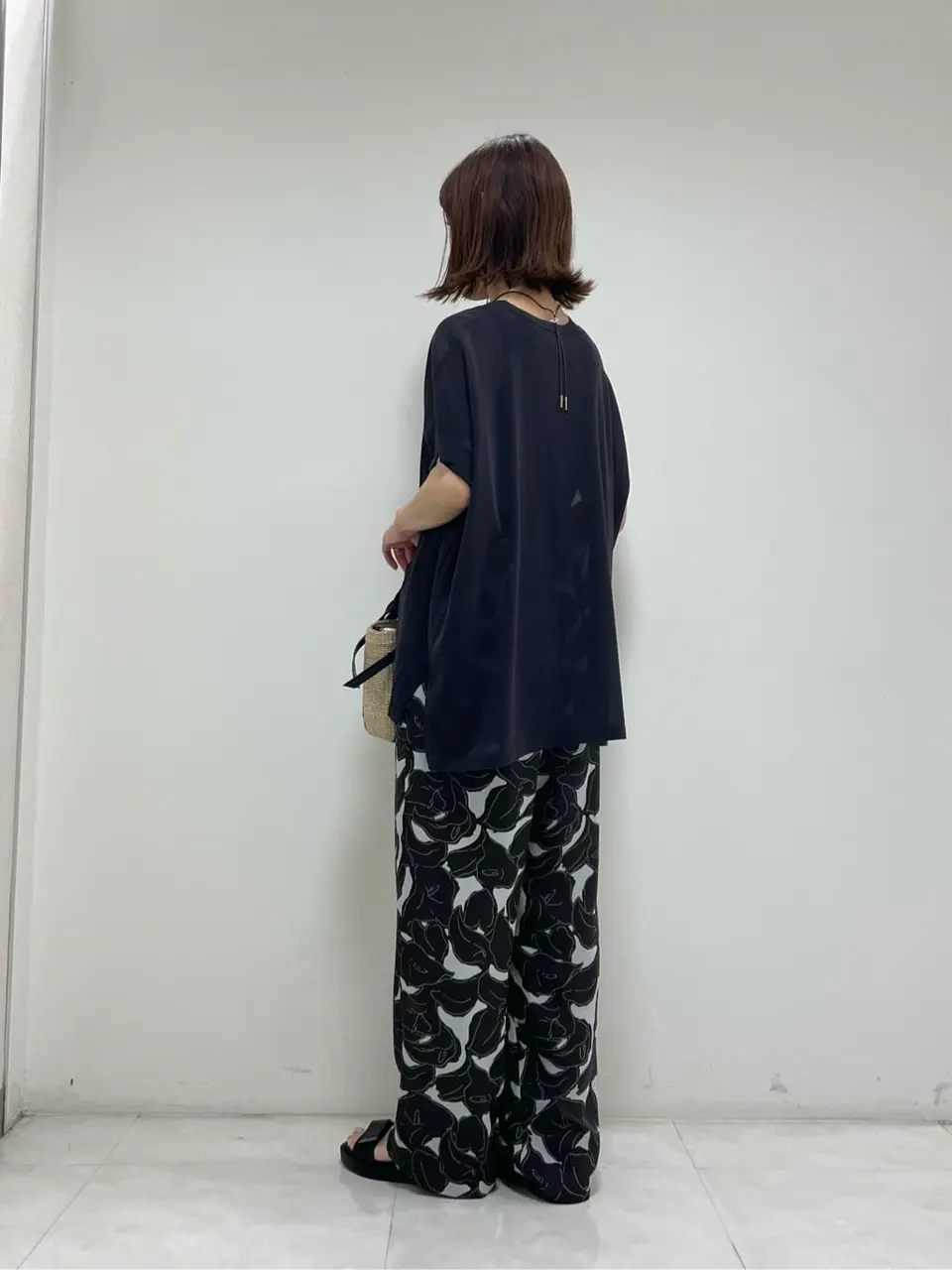 ONWARD CROSSET SELECT 岡田 コーディネート画像