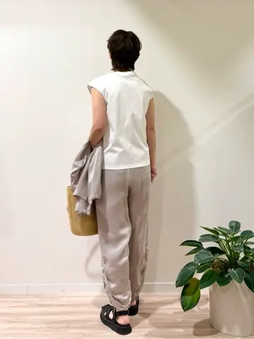 ONWARD CROSSET SELECT 照木 コーディネート画像