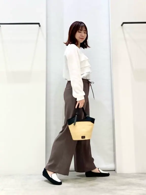 ONWARD CROSSET SELECT 横田 コーディネート画像