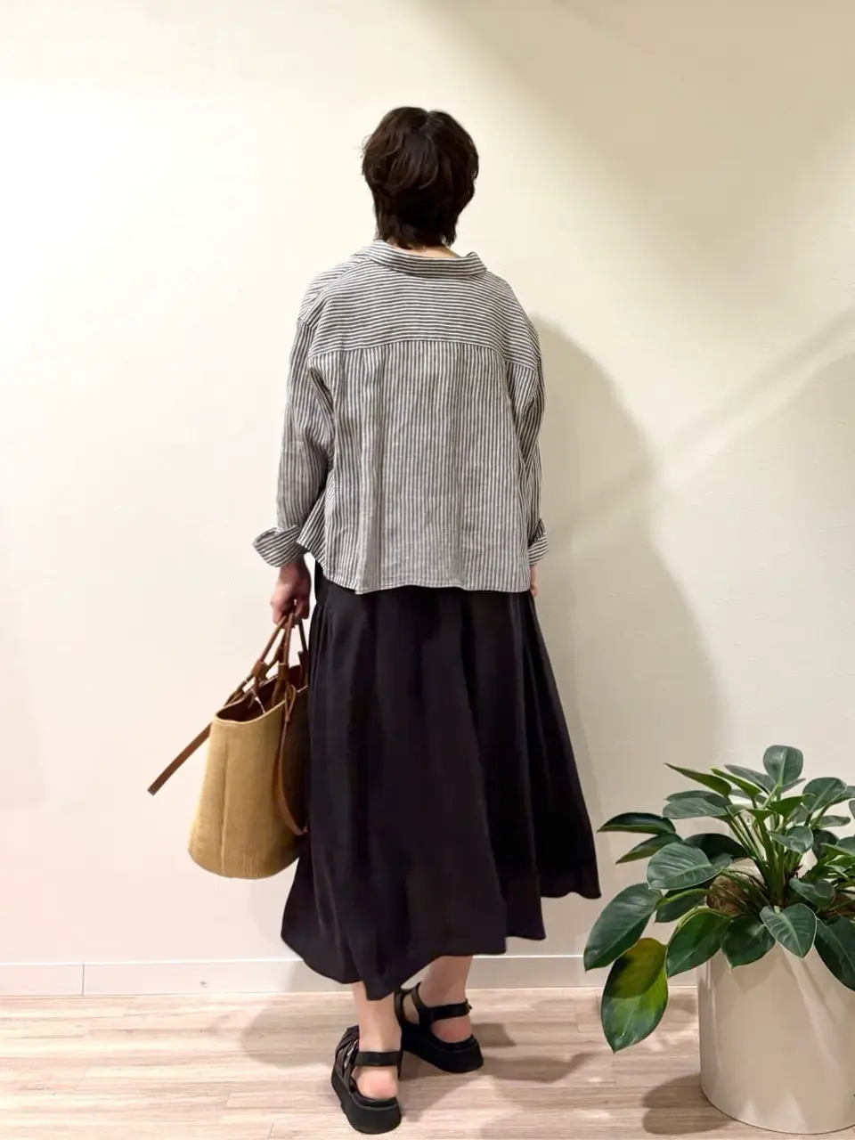 ONWARD CROSSET SELECT 照木 コーディネート画像