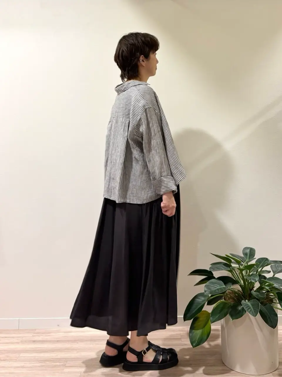 ONWARD CROSSET SELECT 照木 コーディネート画像