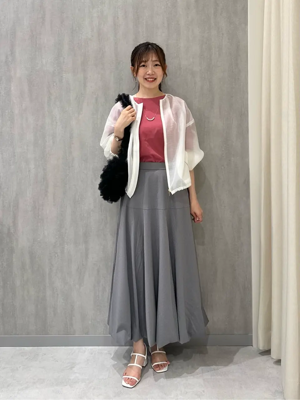  みぃ コーディネート画像