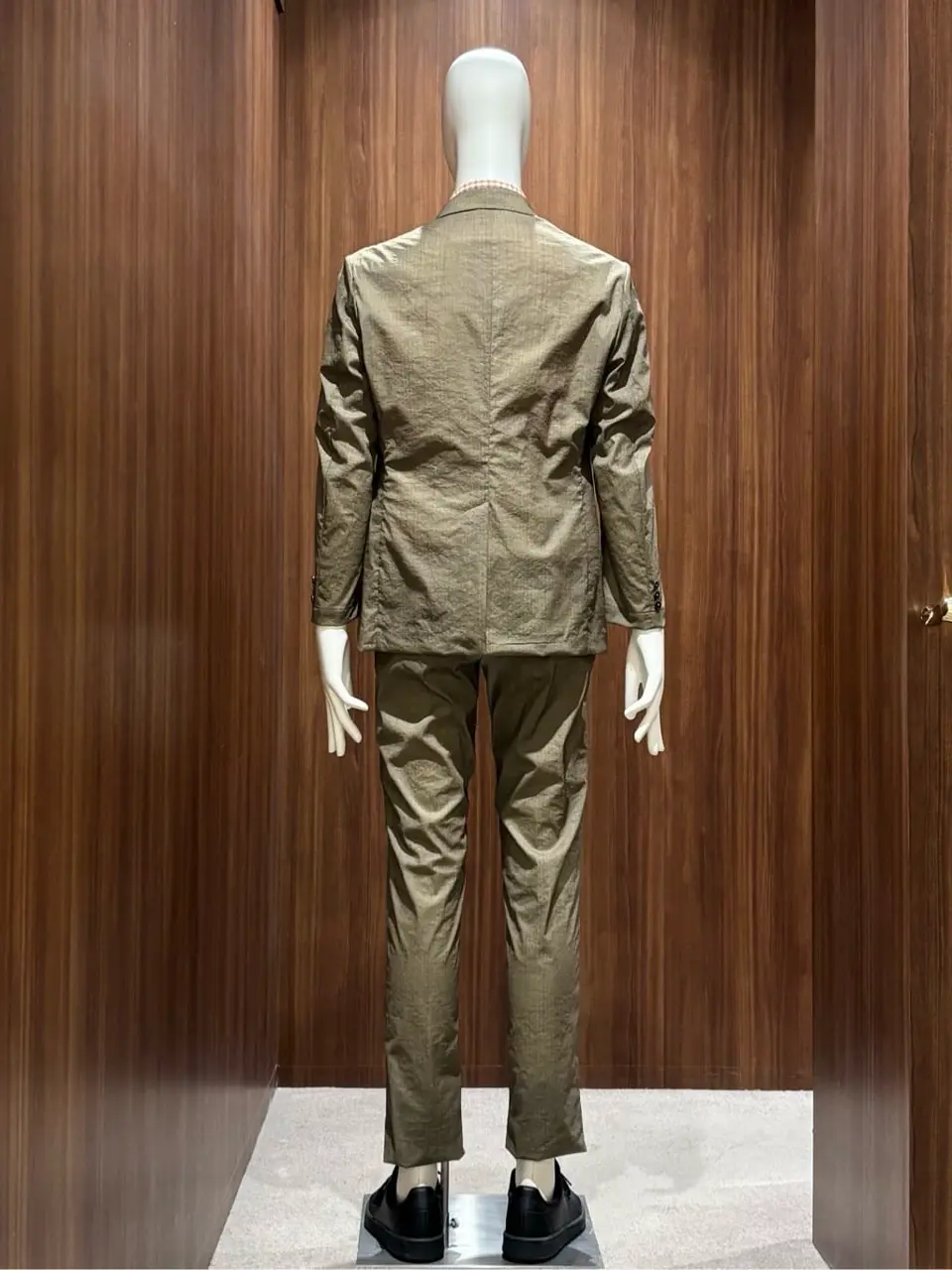 ONWARD CROSSET SELECT 戸森 コーディネート画像