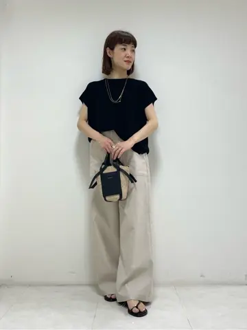 ONWARD CROSSET SELECT 岡田 コーディネート画像