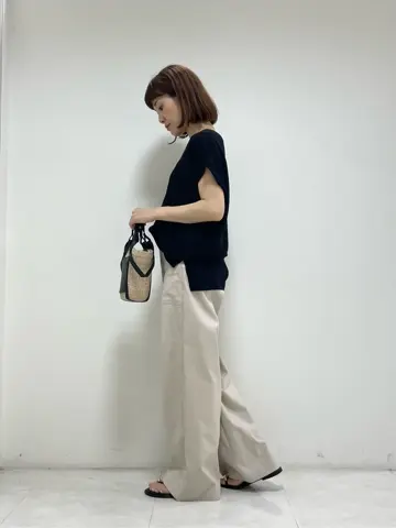 ONWARD CROSSET SELECT 岡田 コーディネート画像