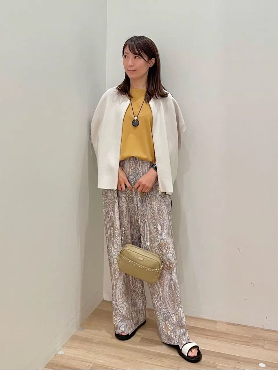 ONWARD CROSSET SELECT 井上 コーディネート画像