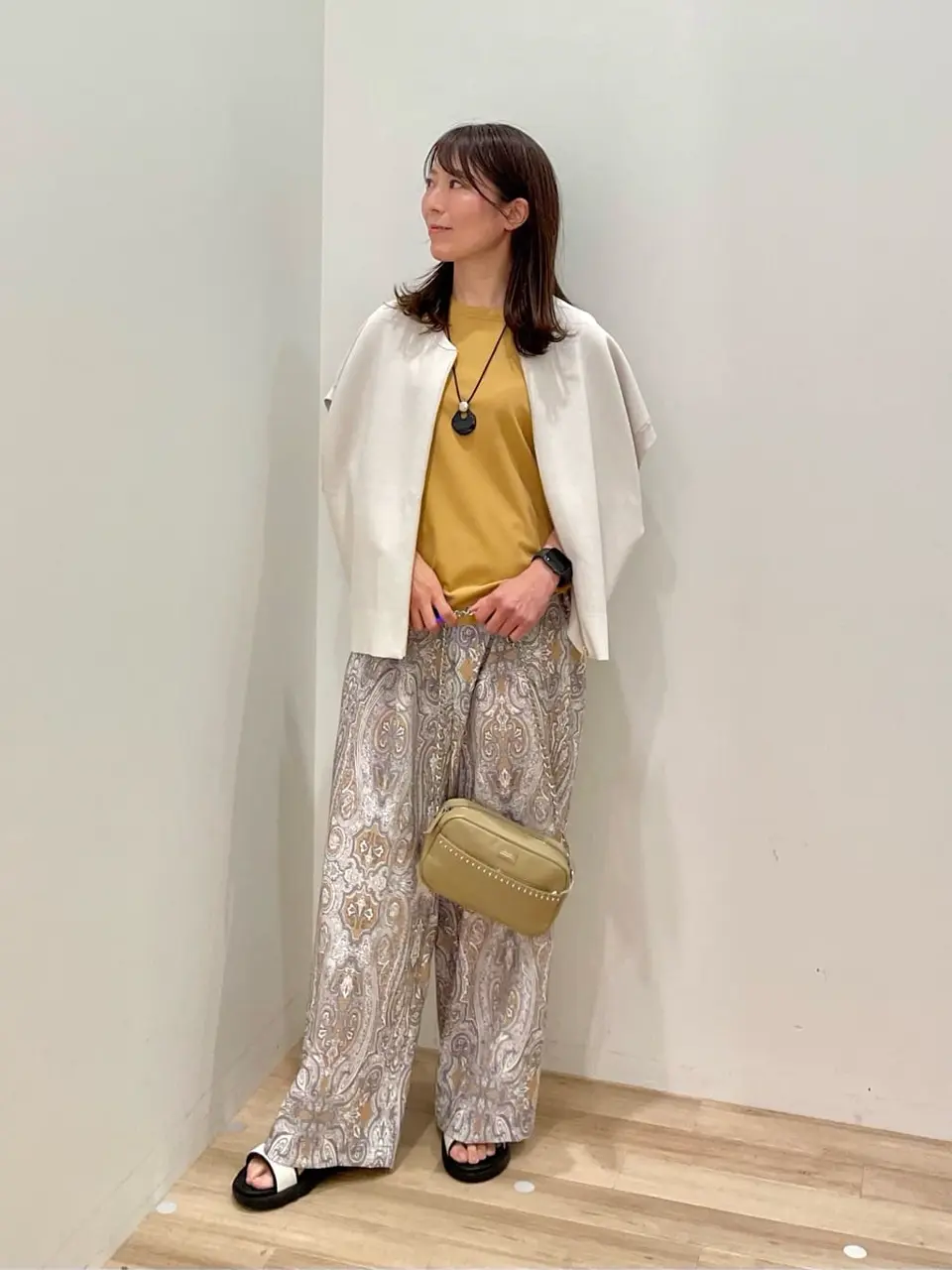 ONWARD CROSSET SELECT 井上 コーディネート画像