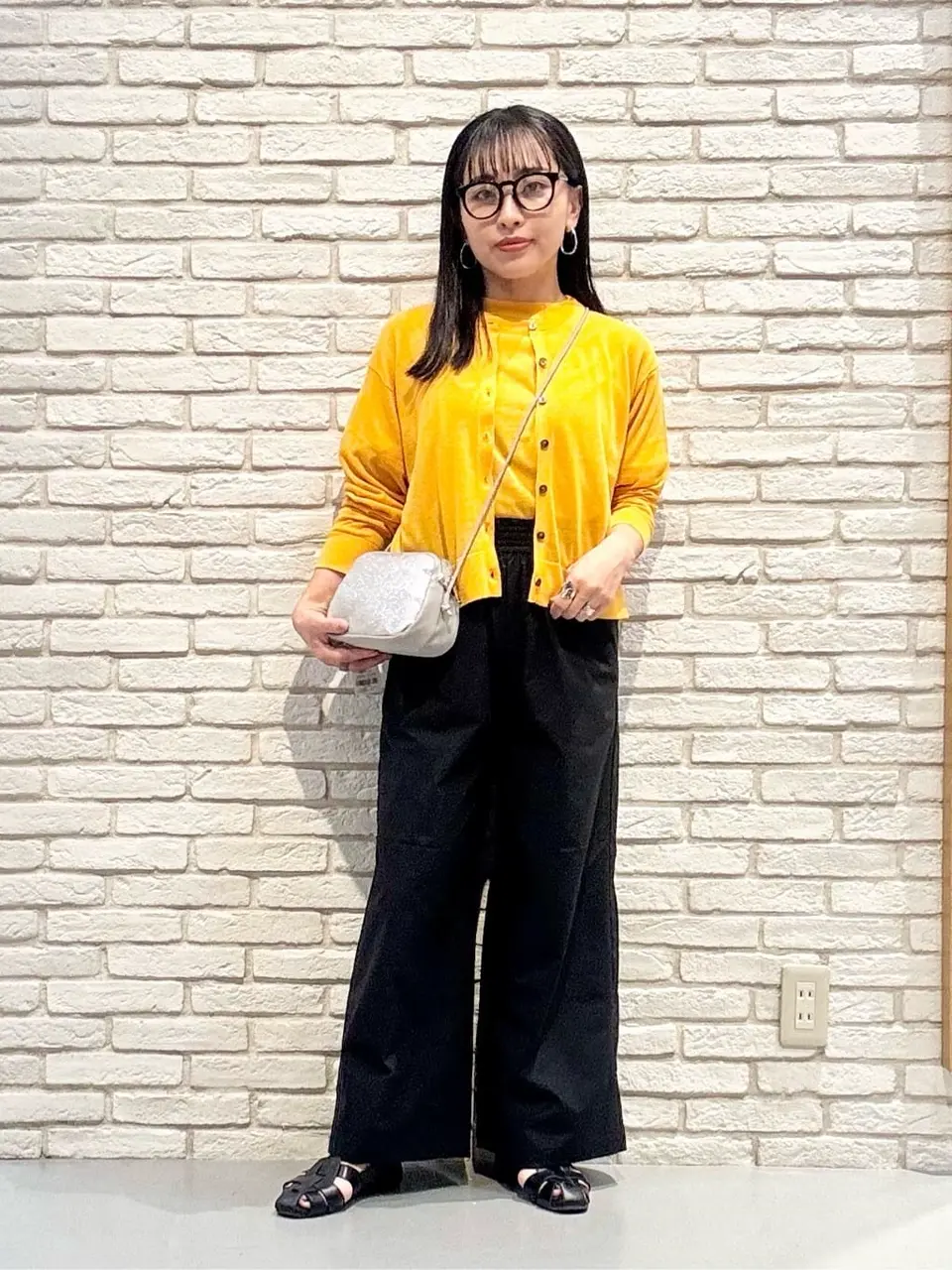 ONWARD CROSSET SELECT 服部 コーディネート画像