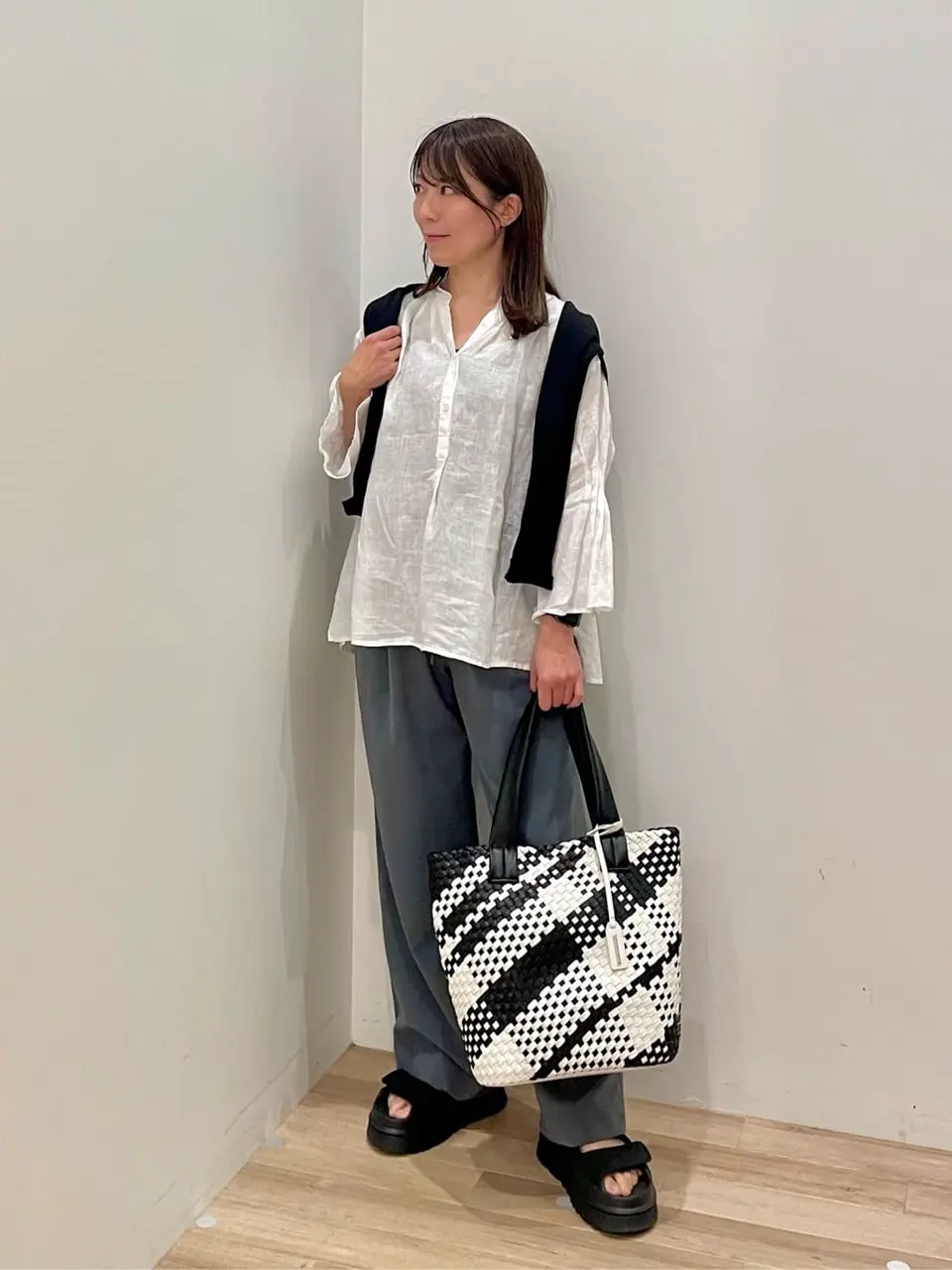 ONWARD CROSSET SELECT 井上 コーディネート画像