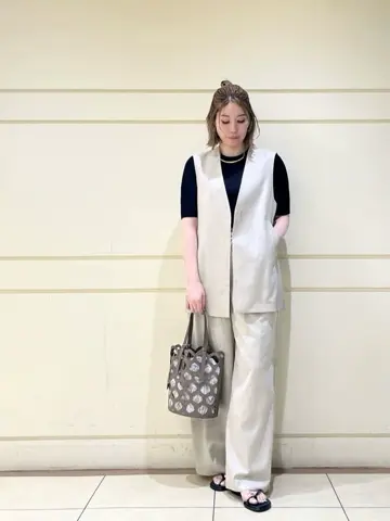 ONWARD CROSSET SELECT 太田 コーディネート画像