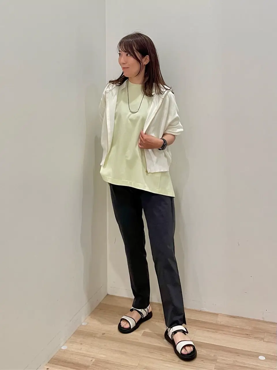 ONWARD CROSSET SELECT 井上 コーディネート画像