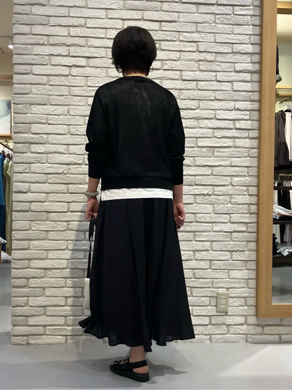 ONWARD CROSSET SELECT Tomi コーディネート画像