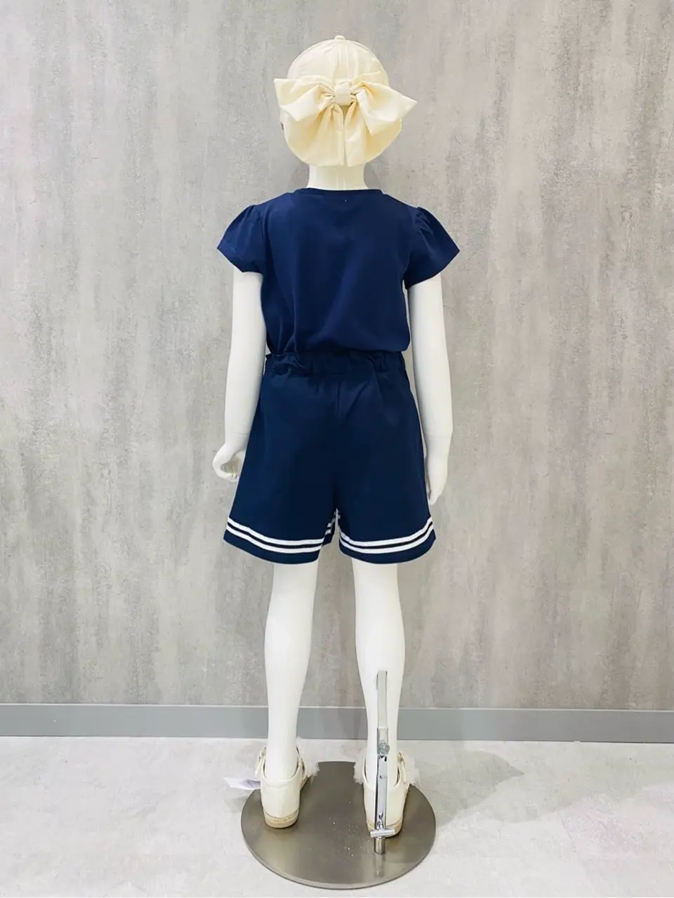 ONWARD CROSSET SELECT m.n コーディネート画像