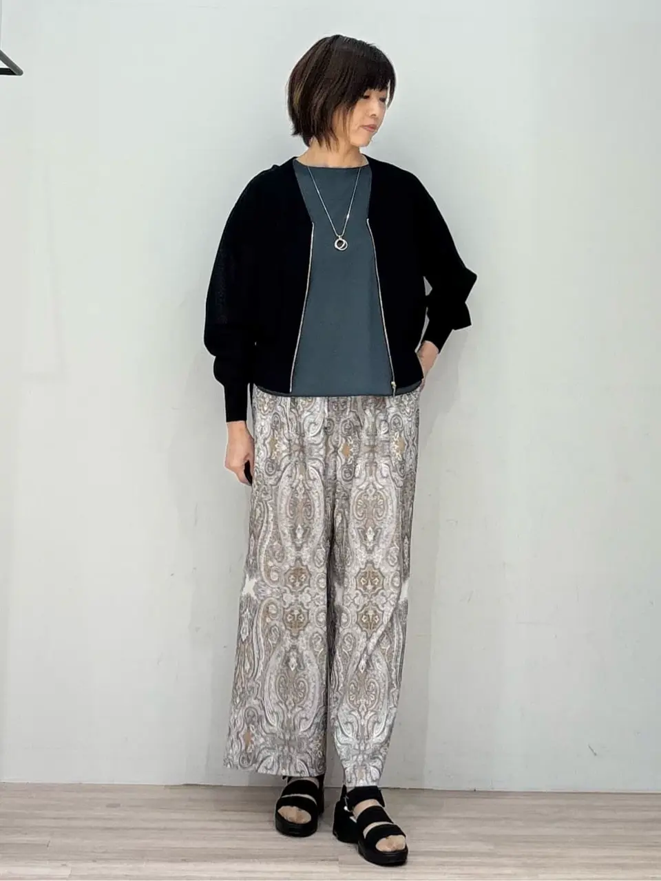 ONWARD CROSSET SELECT Chie コーディネート画像