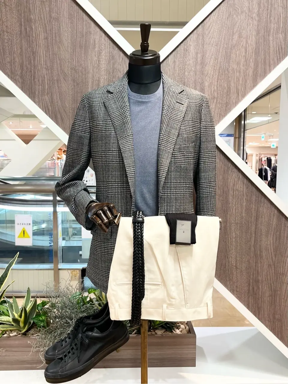 ONWARD CROSSET SELECT 小管 コーディネート画像