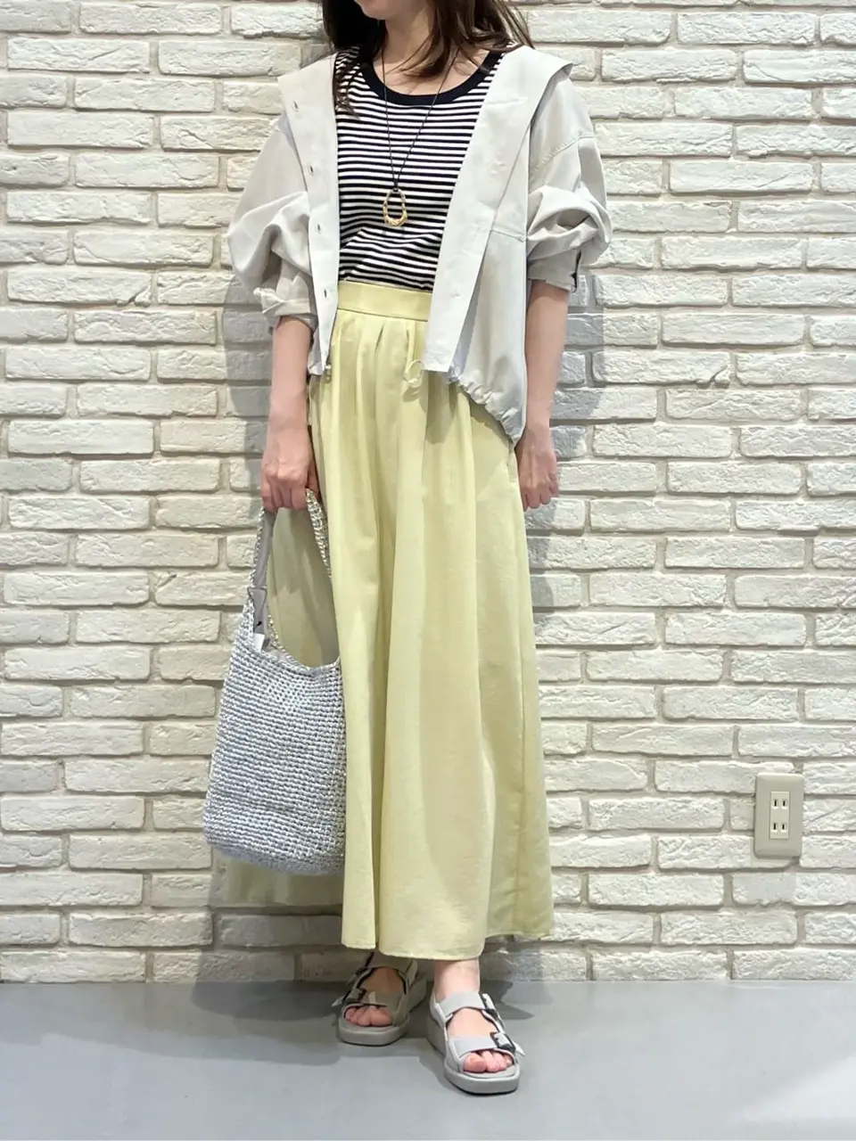 ONWARD CROSSET SELECT 檀 コーディネート画像