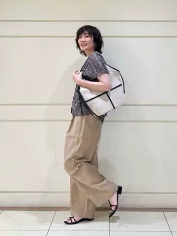 ONWARD CROSSET SELECT maruri コーディネート画像