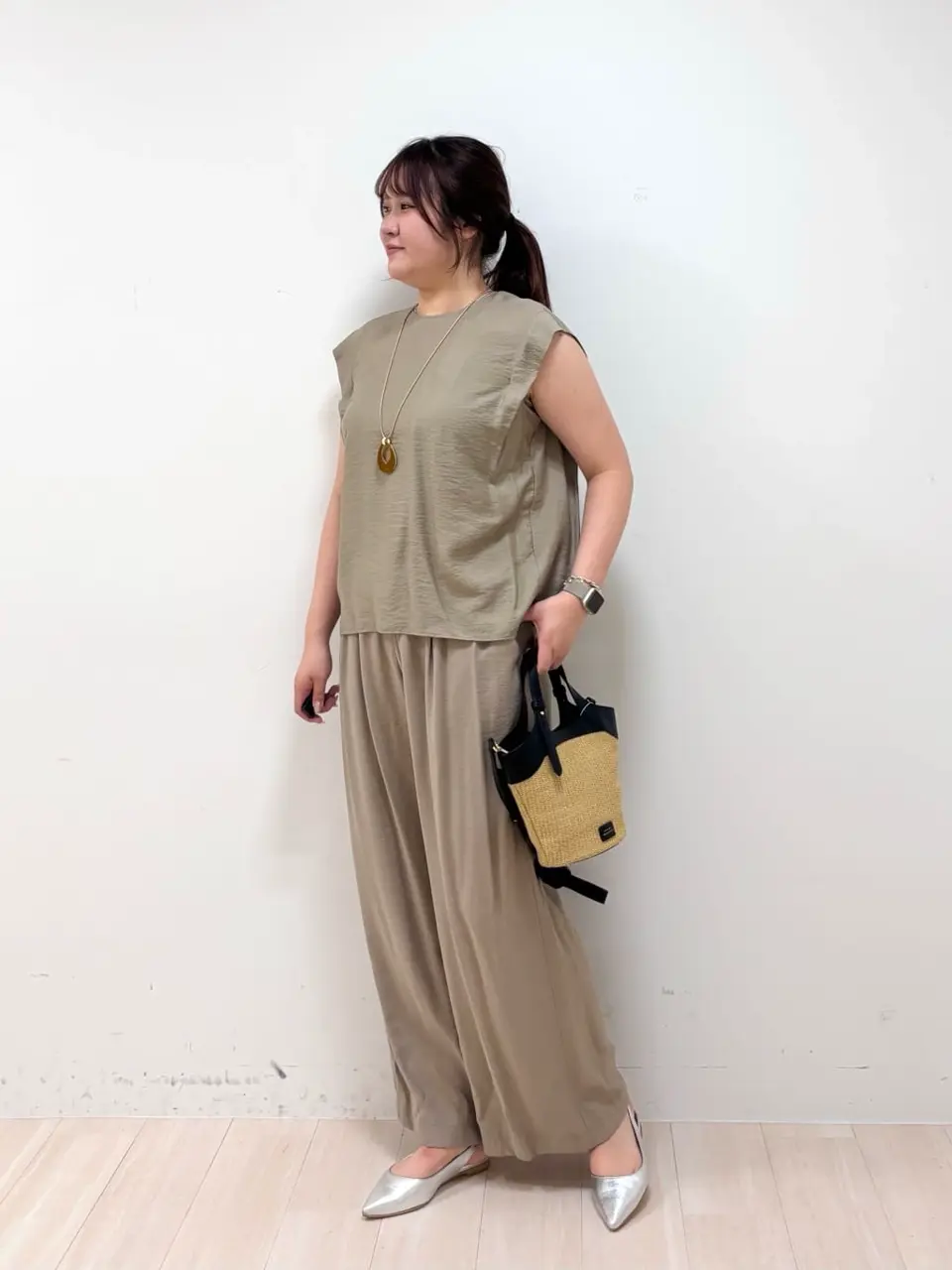 ONWARD CROSSET SELECT 伊藤 コーディネート画像