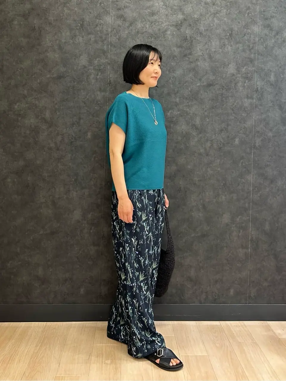 ONWARD CROSSET SELECT 鈴木 コーディネート画像