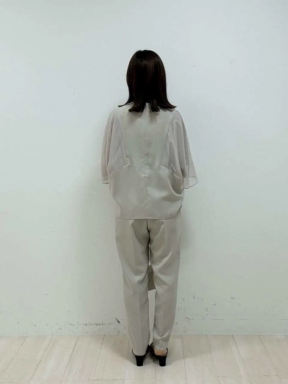 ONWARD CROSSET SELECT 西野 コーディネート画像