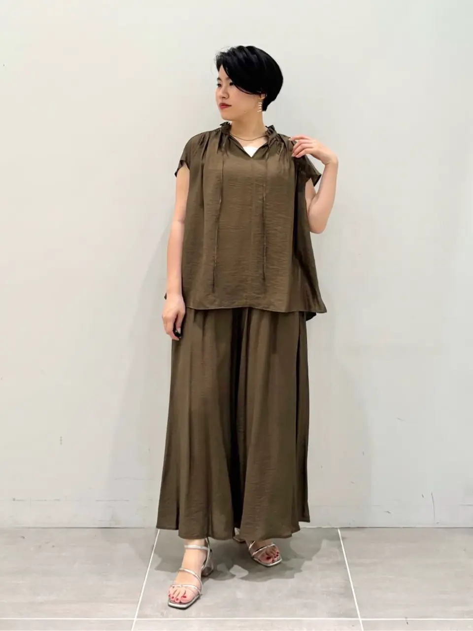 ONWARD CROSSET SELECT 花井 コーディネート画像