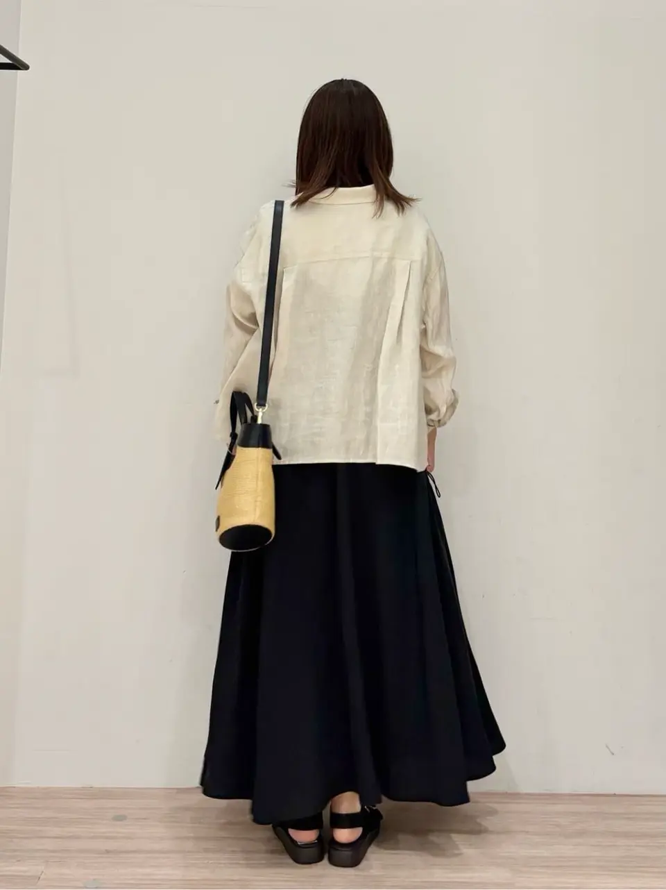 ONWARD CROSSET SELECT SAKAI コーディネート画像