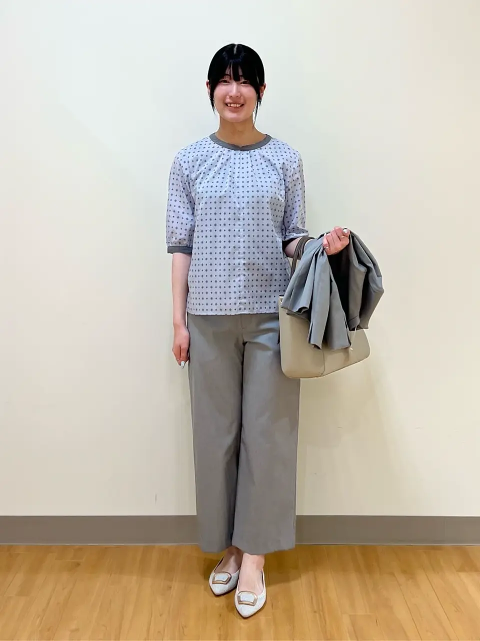 ONWARD CROSSET SELECT Aina コーディネート画像