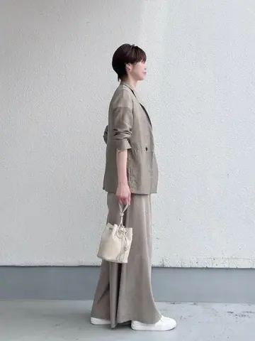 ONWARD CROSSET SELECT umi コーディネート画像