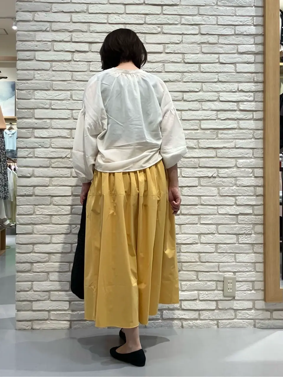 ONWARD CROSSET SELECT Tomi コーディネート画像