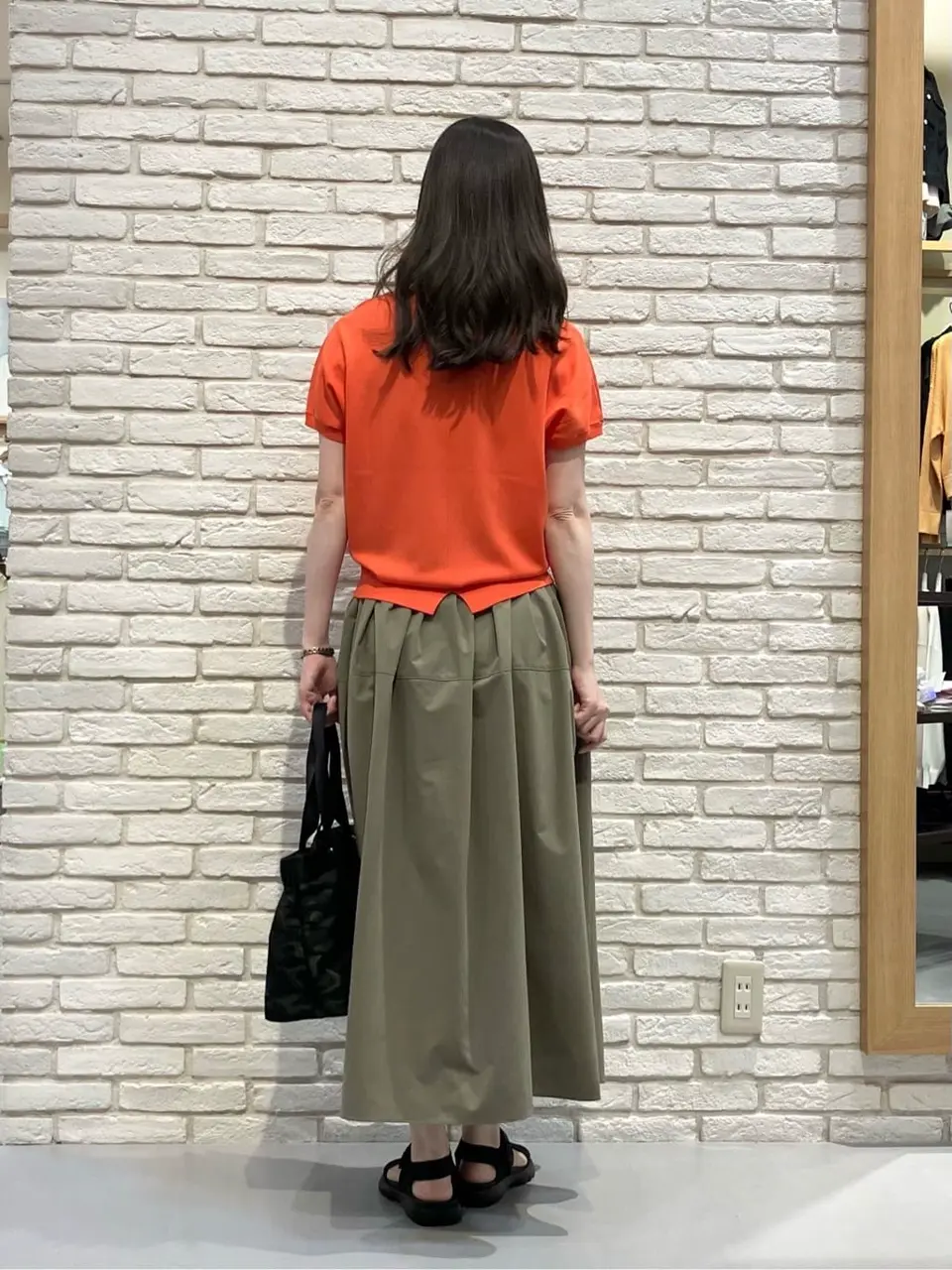 ONWARD CROSSET SELECT 檀 コーディネート画像