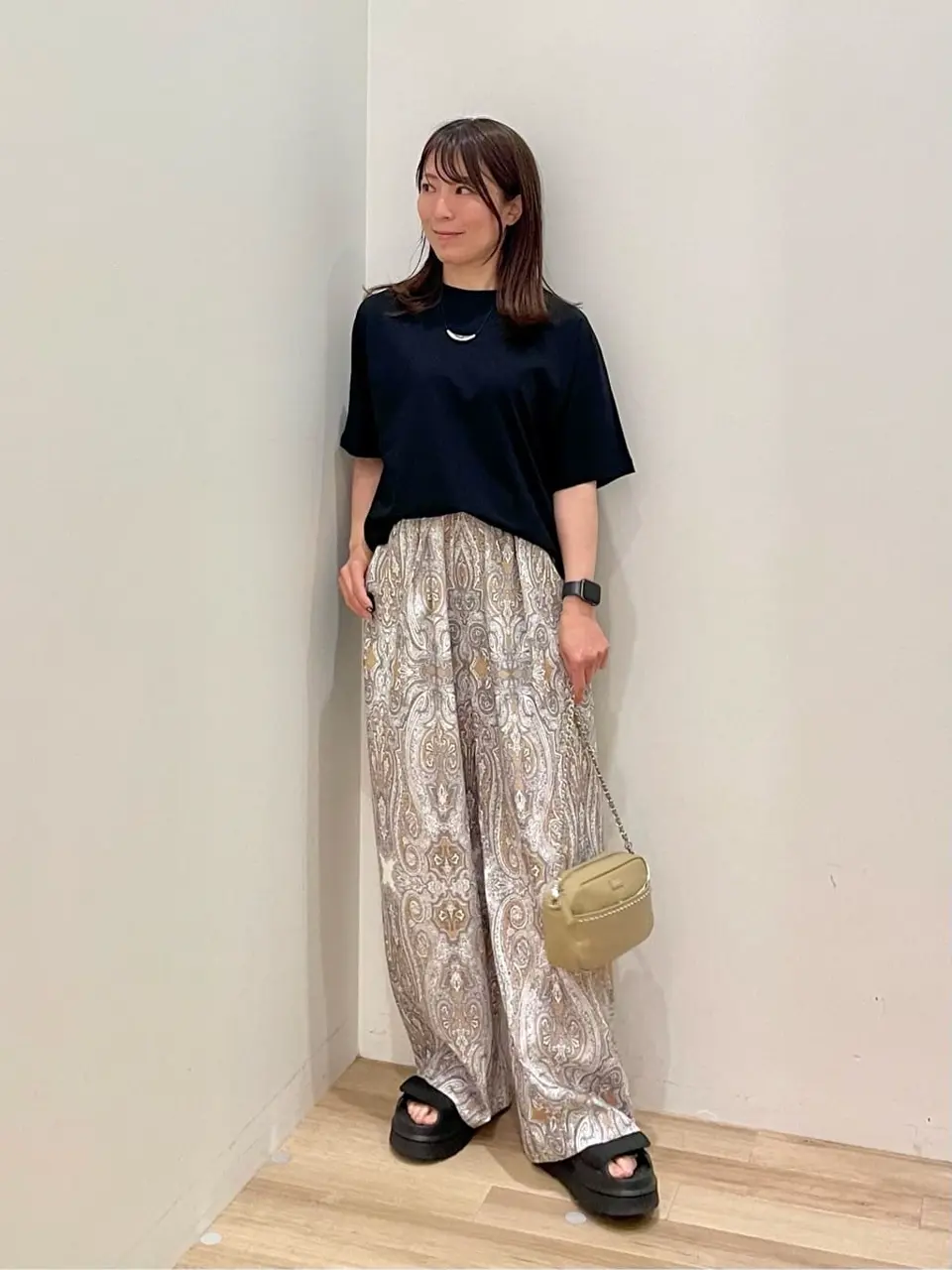 ONWARD CROSSET SELECT 井上 コーディネート画像