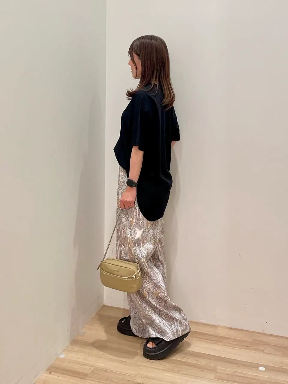 ONWARD CROSSET SELECT 井上 コーディネート画像