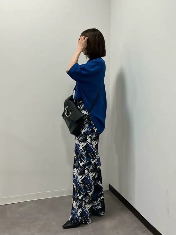 ONWARD CROSSET SELECT 東 コーディネート画像