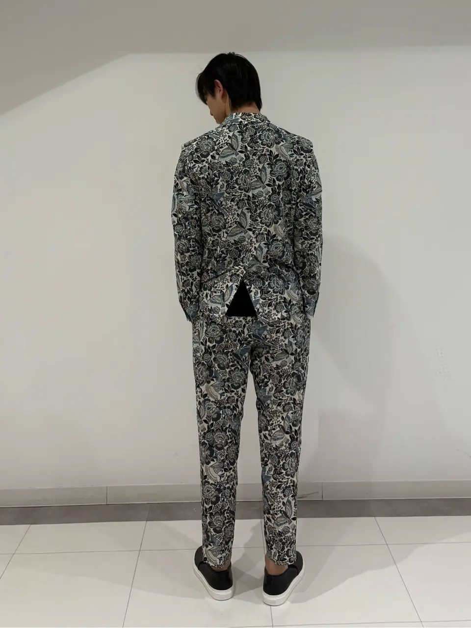 ONWARD CROSSET SELECT 石川　凌大 コーディネート画像