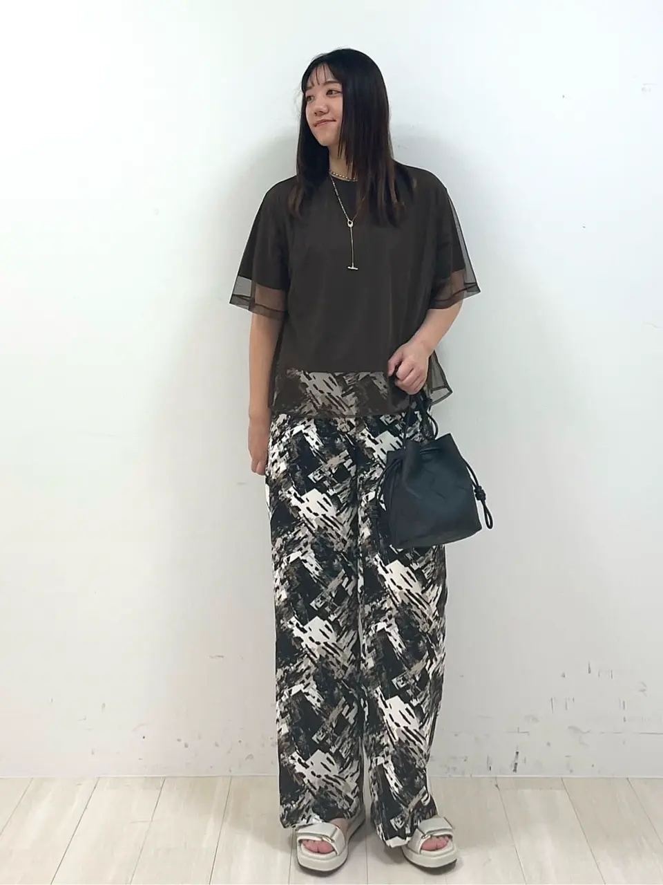 ONWARD CROSSET SELECT 森 コーディネート画像