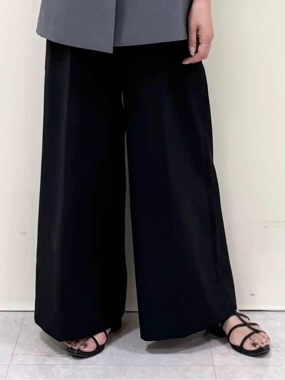 ONWARD CROSSET SELECT 佐藤 コーディネート画像