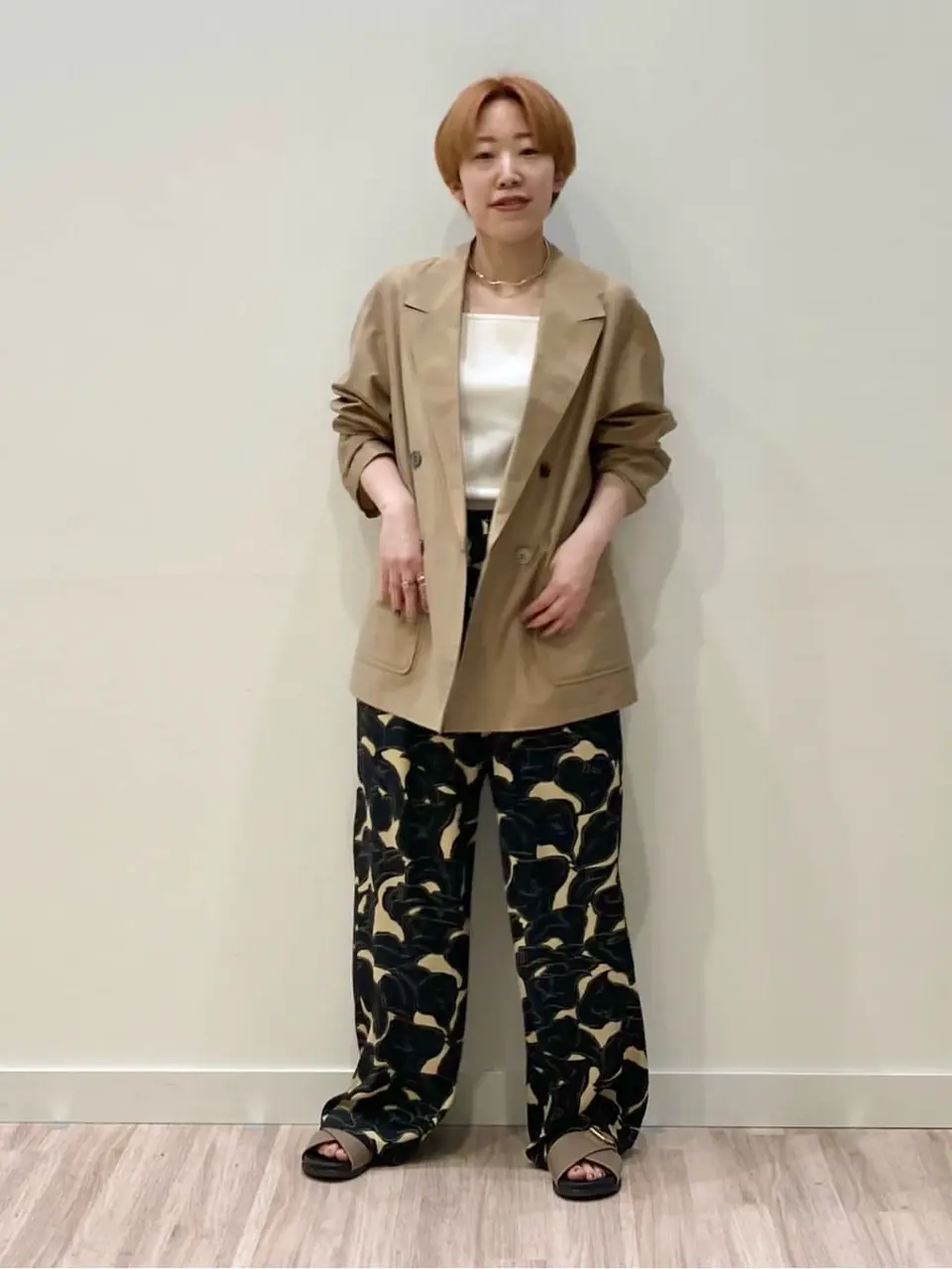 ONWARD CROSSET SELECT 河本 コーディネート画像