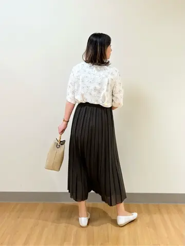 ONWARD CROSSET SELECT TAKI コーディネート画像