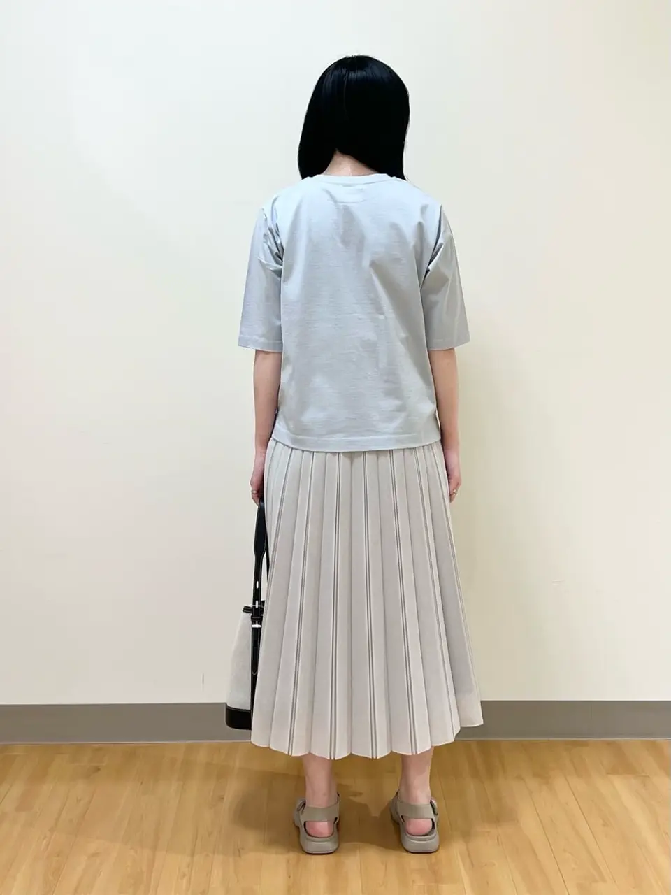 ONWARD CROSSET SELECT Aina コーディネート画像