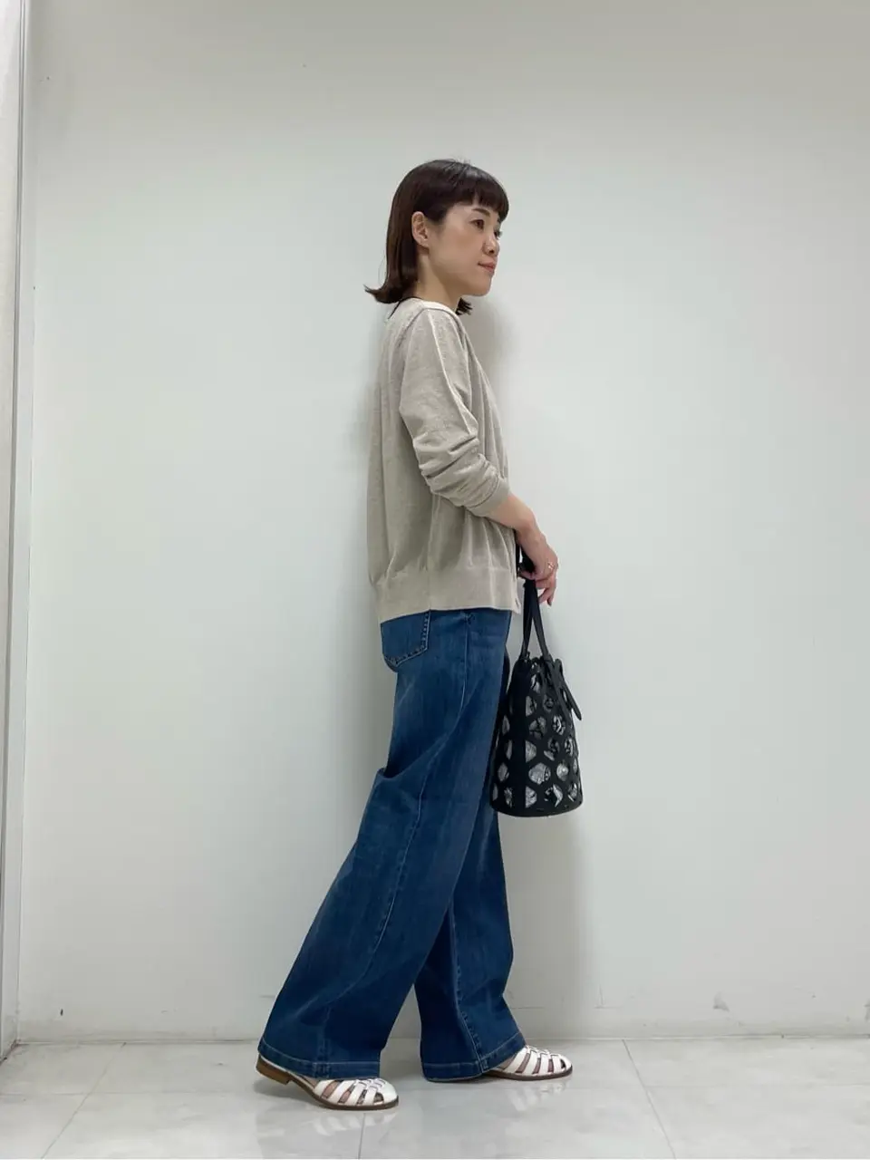 ONWARD CROSSET SELECT 岡田 コーディネート画像