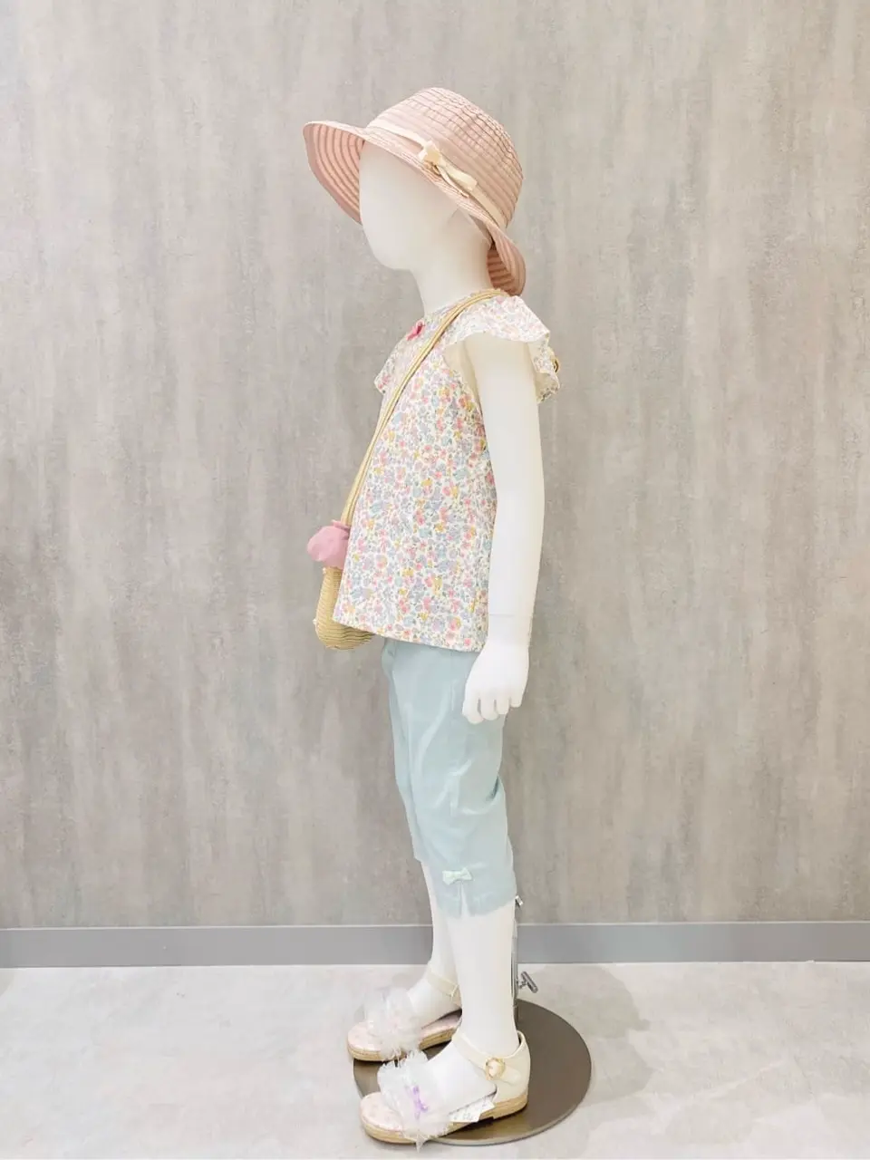 ONWARD CROSSET SELECT m.n コーディネート画像