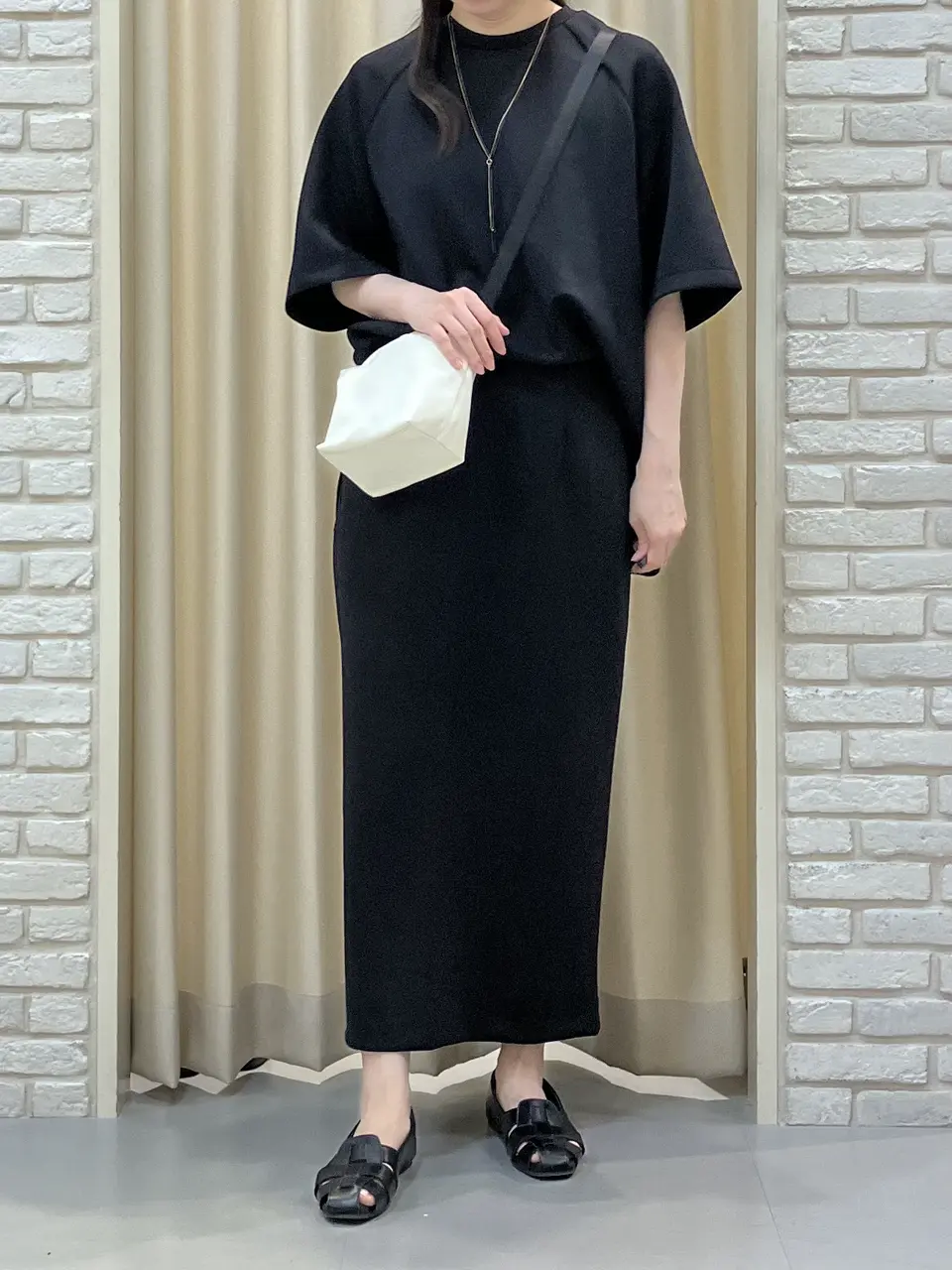 ONWARD CROSSET SELECT 檀 コーディネート画像