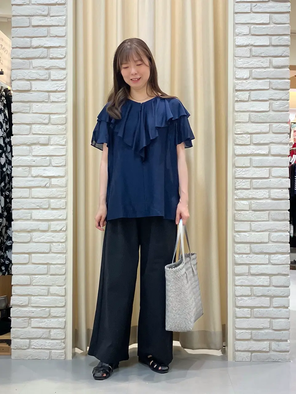 ONWARD CROSSET SELECT 檀 コーディネート画像