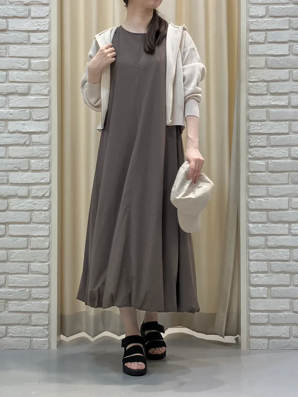 ONWARD CROSSET SELECT 檀 コーディネート画像