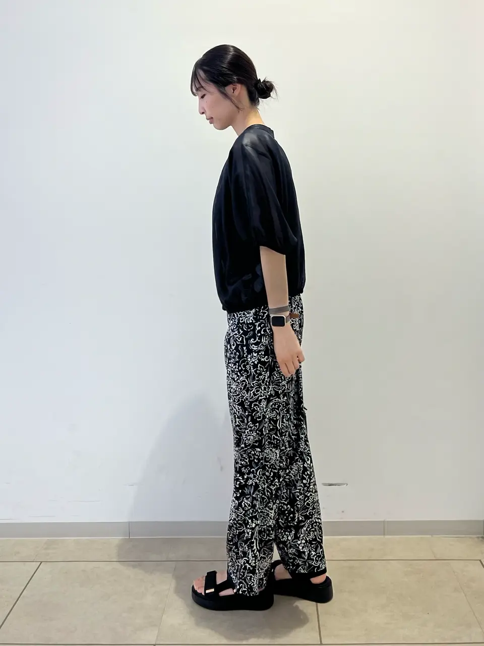 ONWARD CROSSET SELECT 内田 コーディネート画像